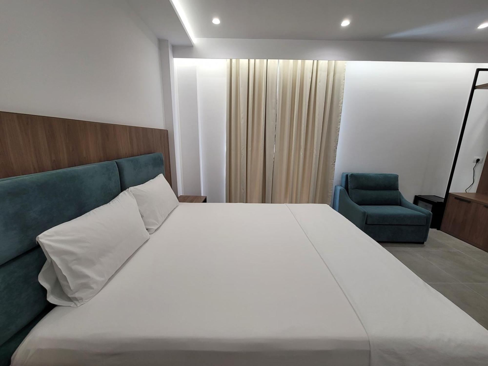 Prestige Hotel クサミル エクステリア 写真
